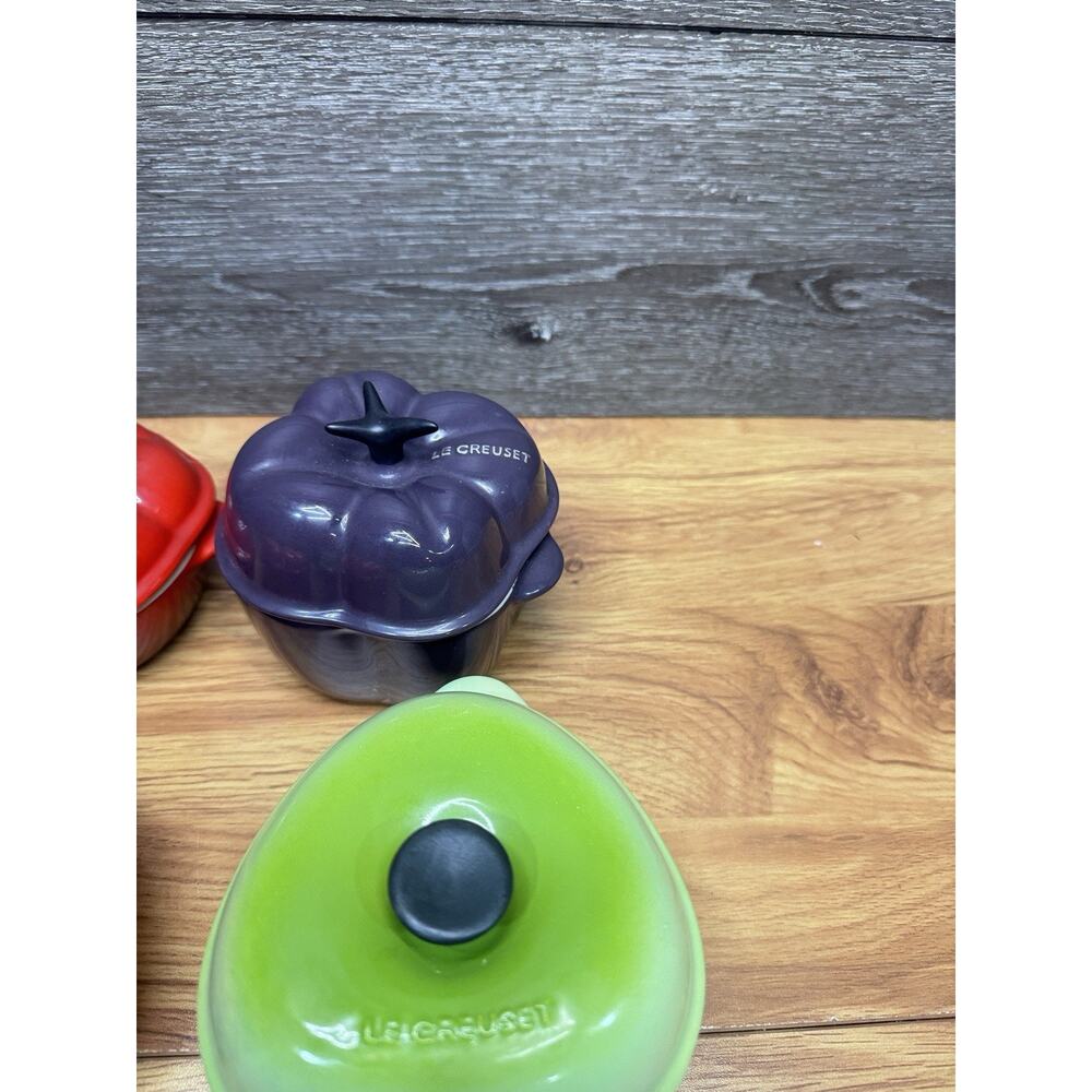 LE CREUSET Mini Cocotte Stoneware~ Set of 4 - Picture 4 of 9